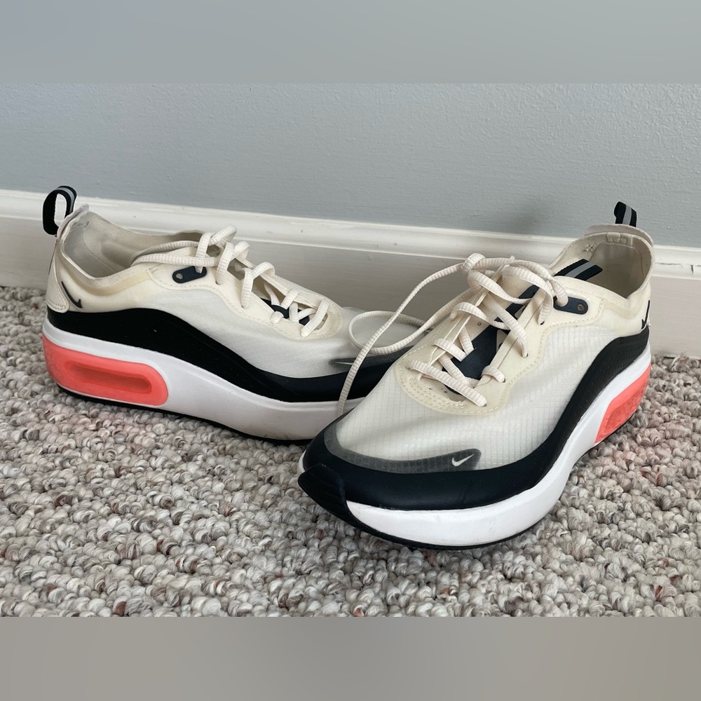 Nike AirMax Dia Pale Ivory 6.5US
